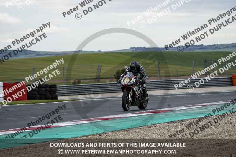 cadwell no limits trackday;cadwell park;cadwell park photographs;cadwell trackday photographs;enduro digital images;event digital images;eventdigitalimages;navarra;no limits trackdays;peter wileman photography;racing digital images;trackday digital images;trackday photos